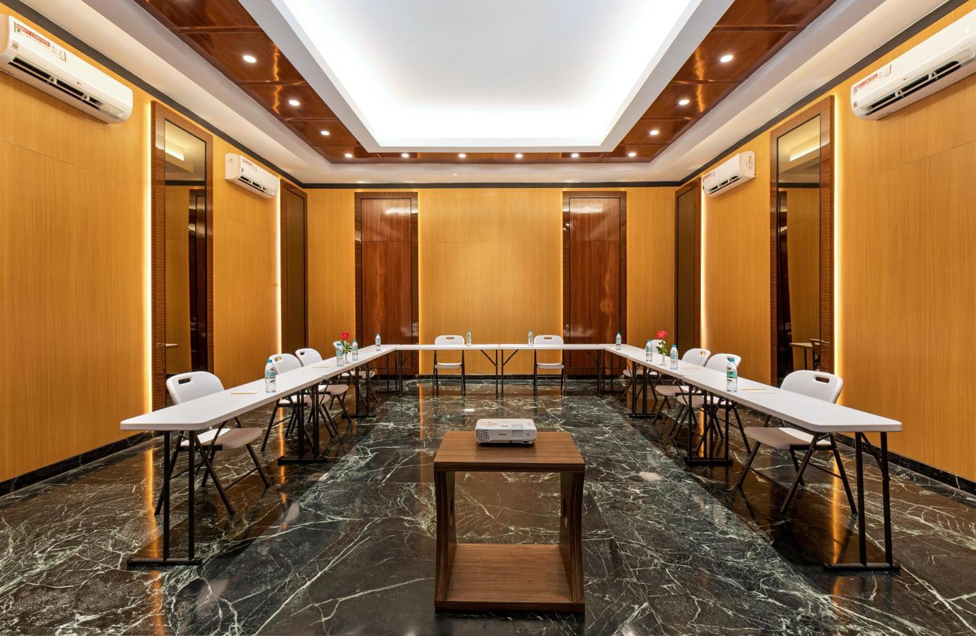 Boss Legian Hotel Powered By Archipelago المظهر الخارجي الصورة